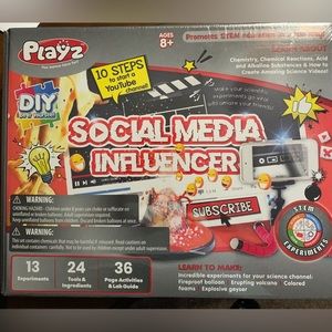 Playz Social Media Influencer Science Kit
